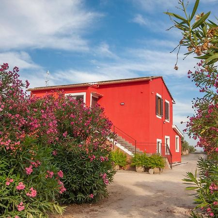 Agriturismo L'Istrice Di Gio Монталто ди Кастро Екстериор снимка