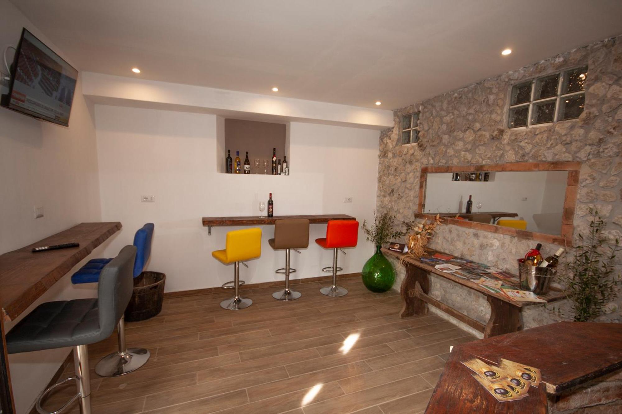 Agriturismo L'Istrice Di Gio Монталто ди Кастро Екстериор снимка