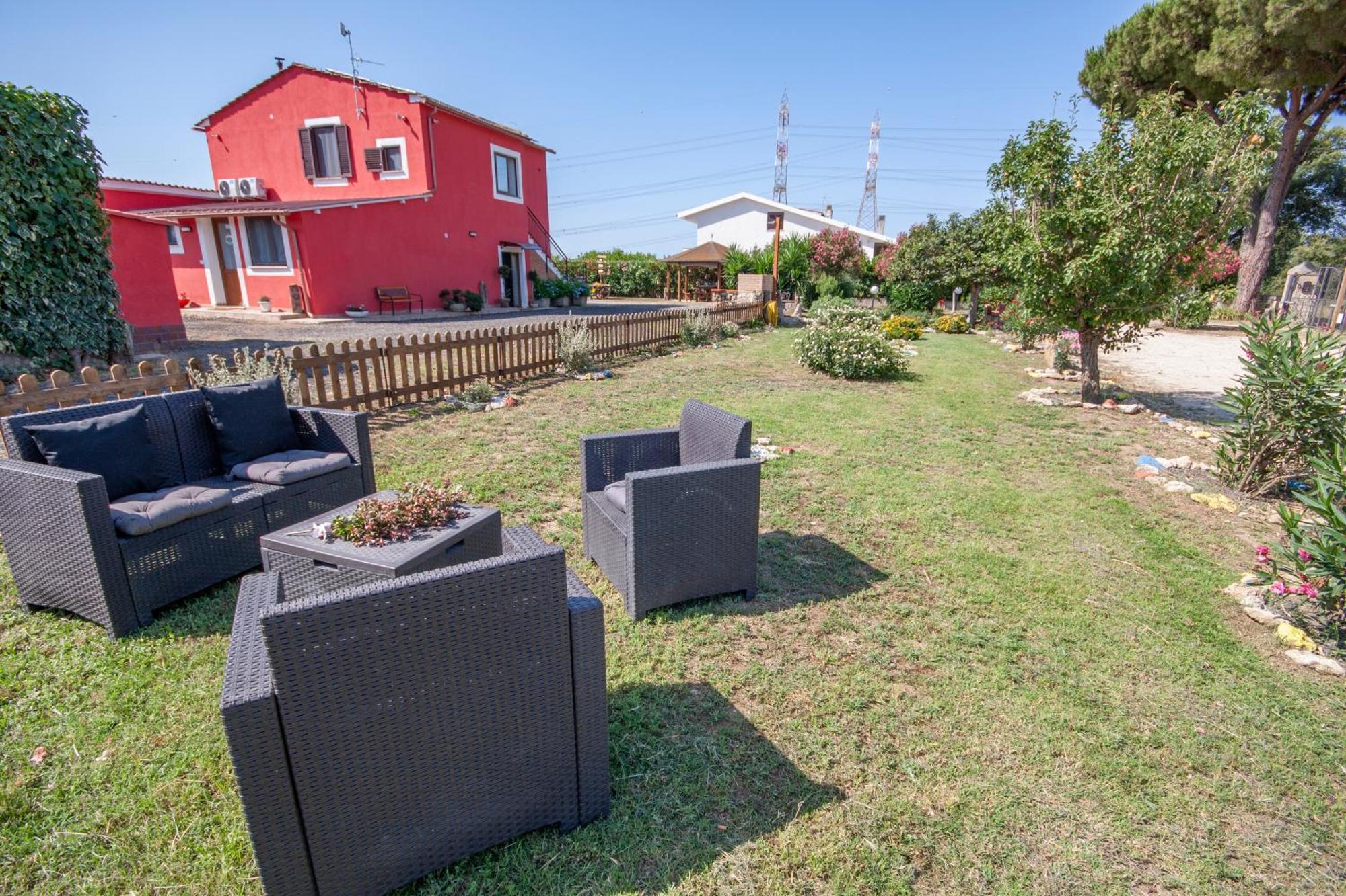 Agriturismo L'Istrice Di Gio Монталто ди Кастро Екстериор снимка