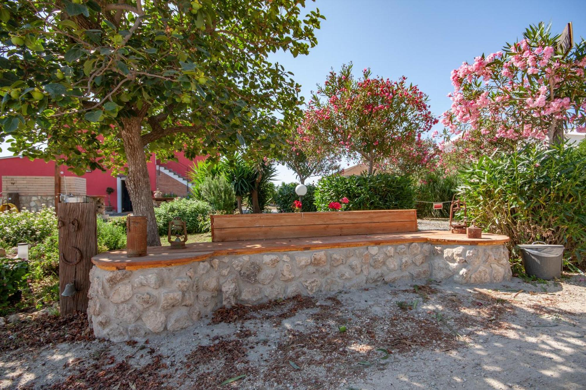 Agriturismo L'Istrice Di Gio Монталто ди Кастро Екстериор снимка
