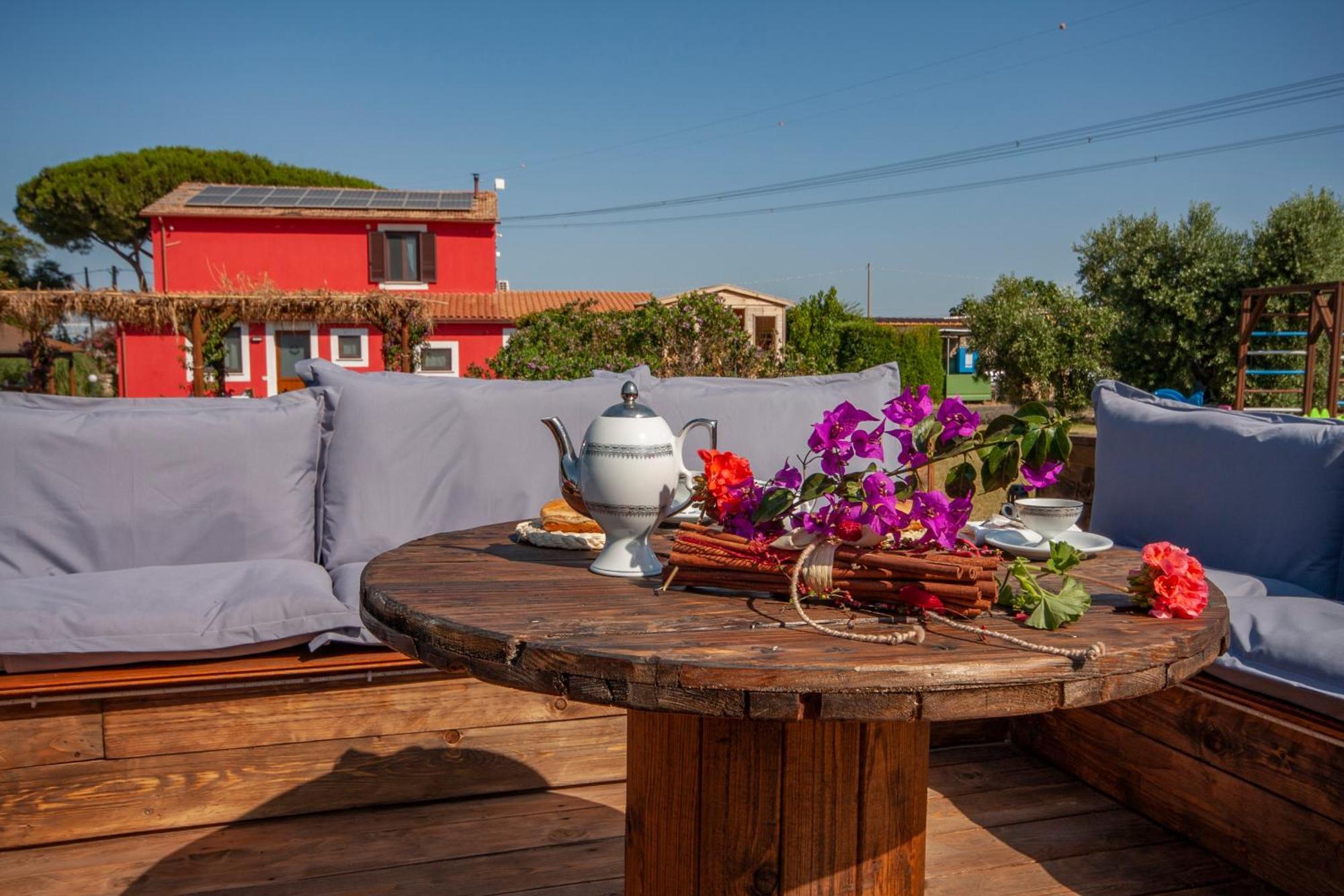 Agriturismo L'Istrice Di Gio Монталто ди Кастро Екстериор снимка